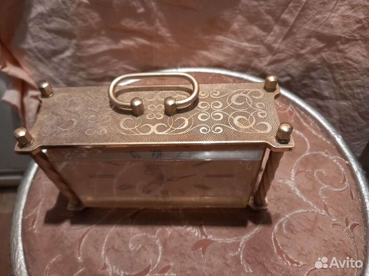 Настольные часы Слава