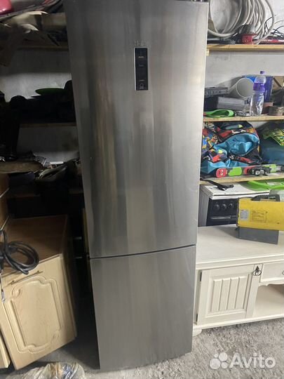 Холодильник с морозильником Haier C2F637cxrg серый