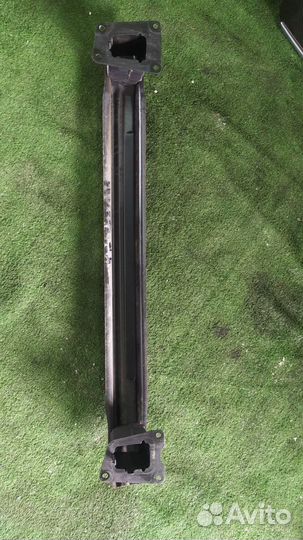 Усилитель бампера заднего задний Volkswagen Passat