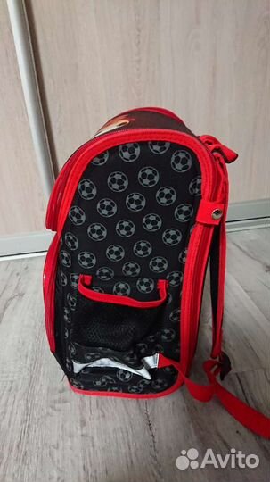 Ранец/рюкзак /портфель школьный