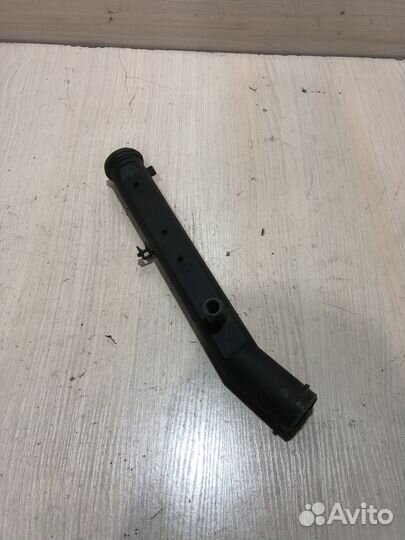 Трубка системы охлаждения Skoda Fabia 2