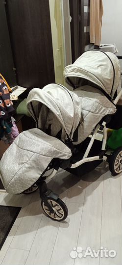 Коляска для двойни