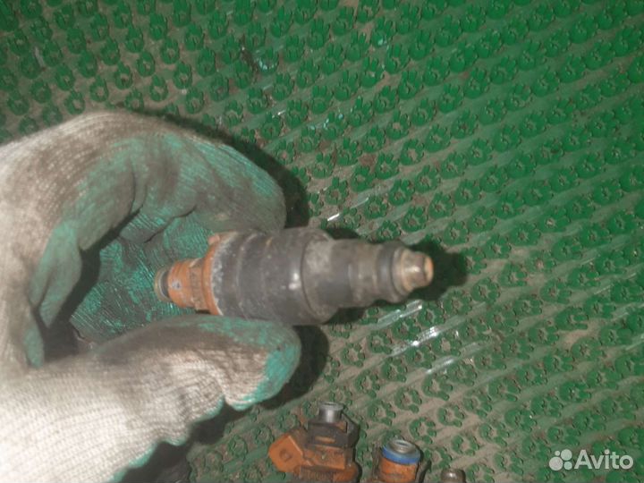 Форсунка топливная Крайслер Вояджер 3.3