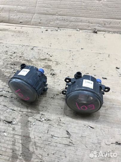 Противотуманная фара (птф) Ford Focus CB8 mgda