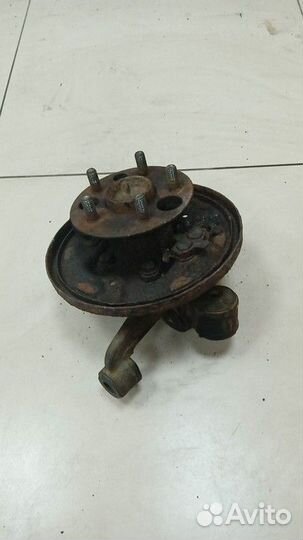 Кулак поворотный задний правый