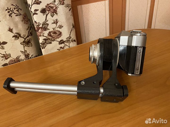 Фотоаппарат Zenit-E с приставкой