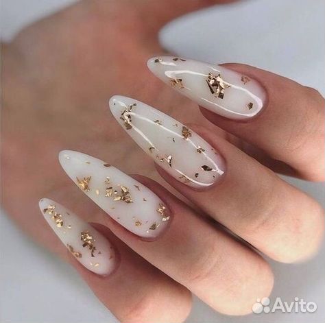 Наращивание и коррекция ногтей