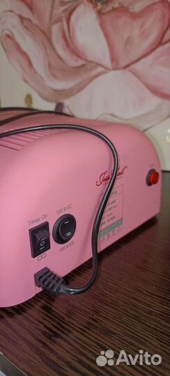 Лампа для ногтей