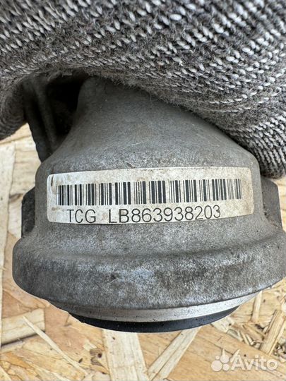 Кронштейн привода BMW X7