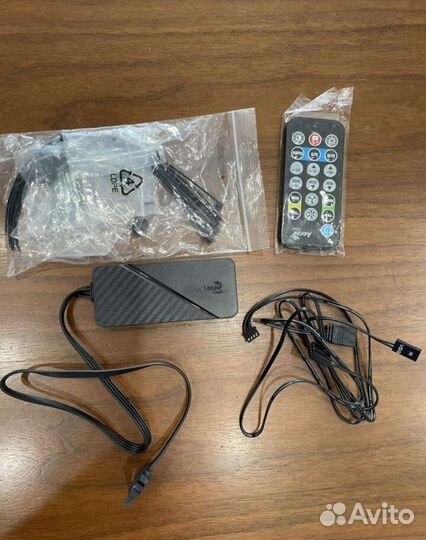 Хаб для вентиляторов aerocool