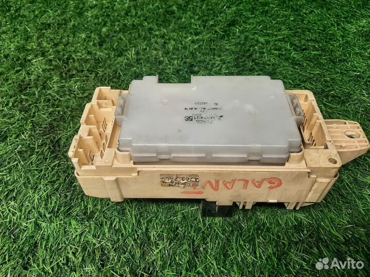 Блок предохранителей Mitsubishi Galant 8