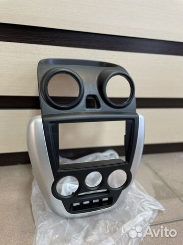 Центральная консоль Гранта (2-х диновая) Люкс