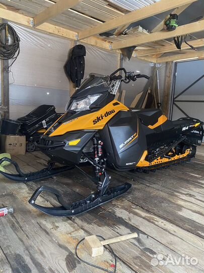 Продам снегоход Ski- doo Summit sp 154