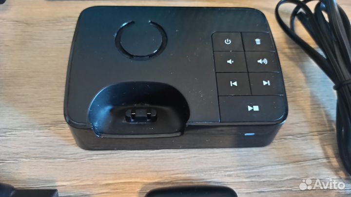 Телефон беспроводной Philips d635