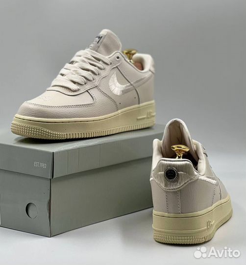 Кроссовки женские Nike Air Force 1 Low