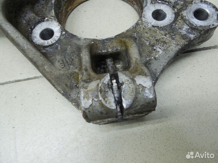 Кулак поворотный передний левый Cruze 2009-2016