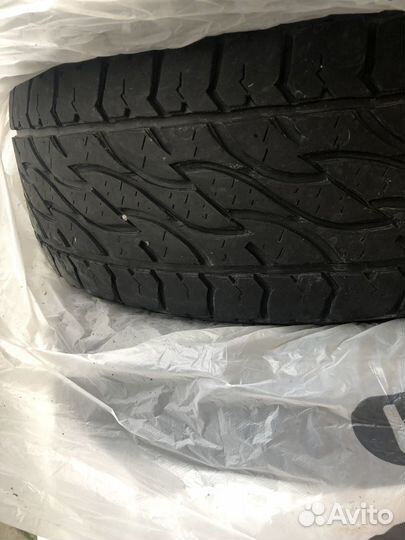 Bridgestone Dueler A/T 265/65 R17
