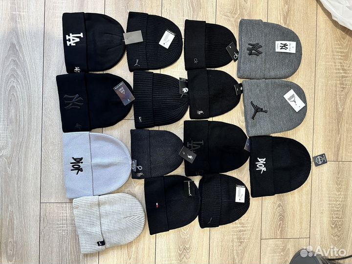 Шапка детская новая