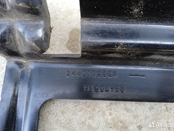 Кронштейн площадка аккумулятора Renault Kaptur