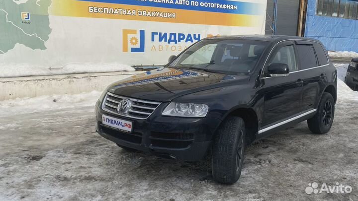 Патрубок интеркулера Volkswagen Touareg (GP) 7L614