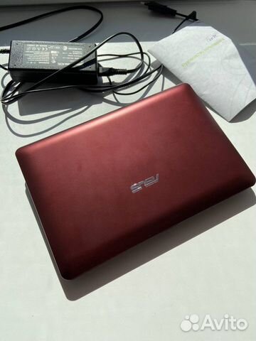 Нетбук Asus Eee PC 1015PEM