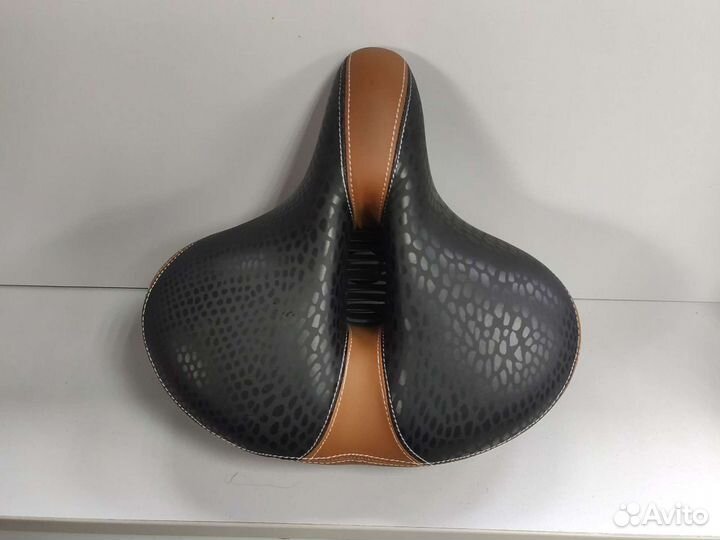 Седло для велосипеда широкое мягкое на пружинах