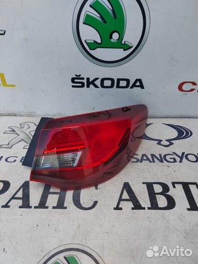 Фонарь правый Opel Astra J 09-15