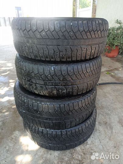Continental ContiWinterViking 2 205/60 R16