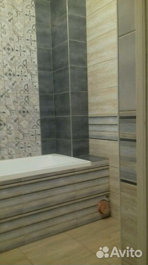 Укладка плитки на стены и пол