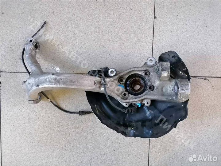 Кулак поворотный передний правый Audi A6 C6