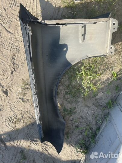 Крыло на мерседес 211