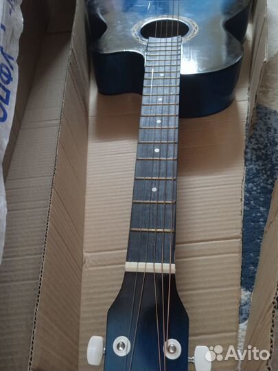 Гитара 6 струнная
