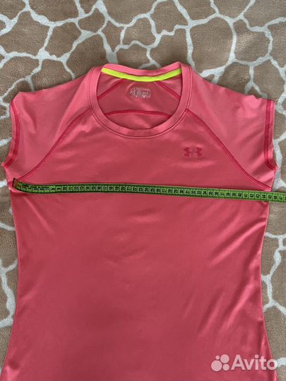 Спортивная женская футболка Under Armour