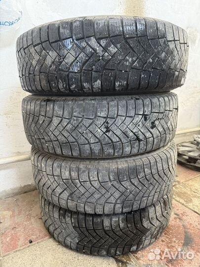 Pirelli Ice Zero 185/65 R15