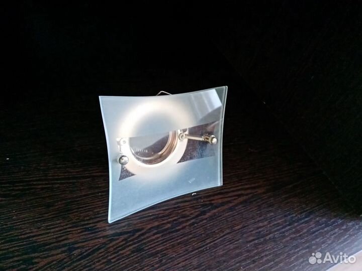 Точечные светильники 4 штуки