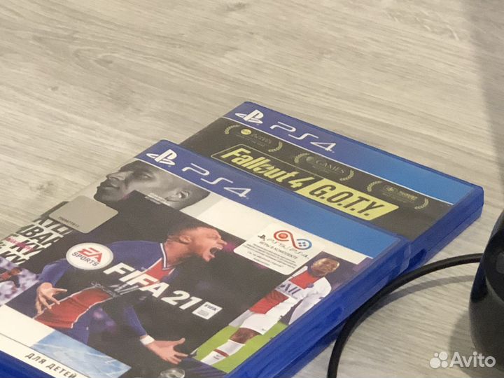 Sony playstation 4 Ps4 Pro 1tb с играми