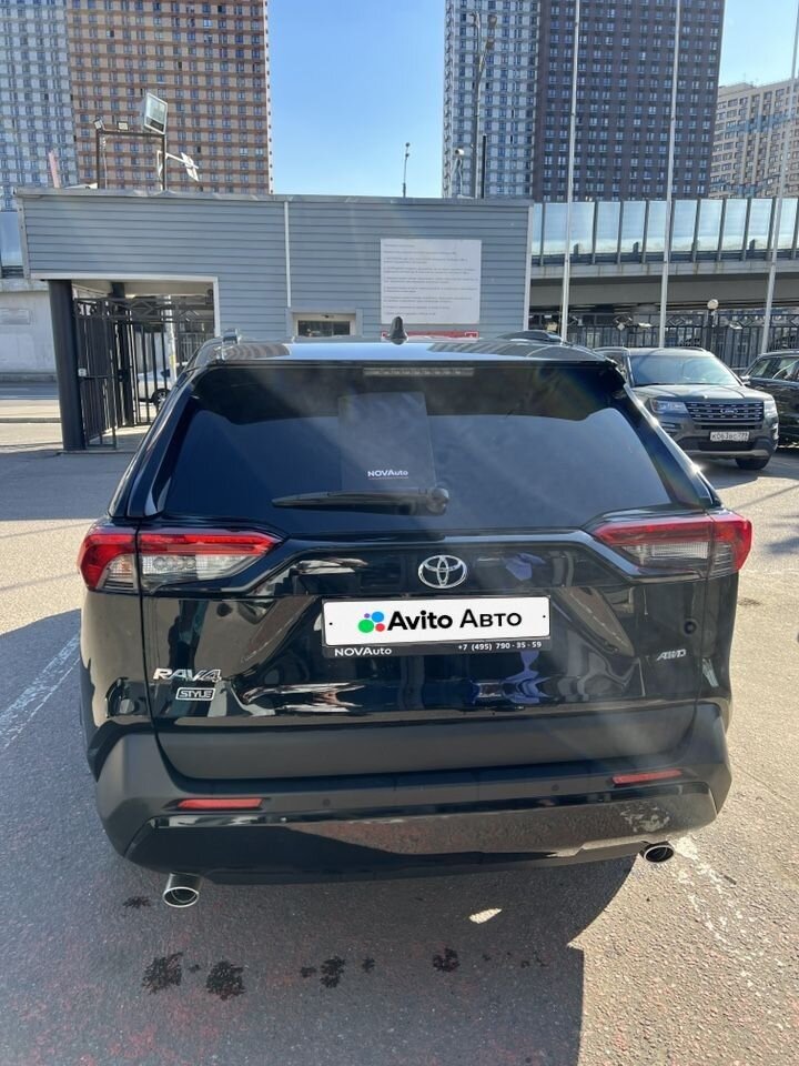 Toyota RAV4: фото владельца