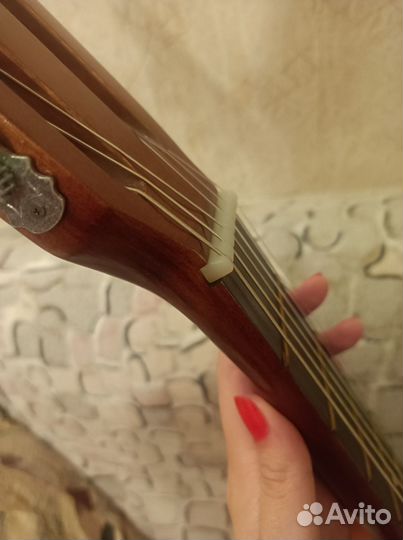 Акустическая гитара