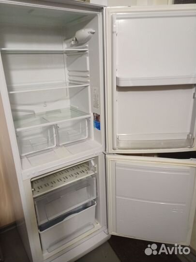 Холодильник бу indesit