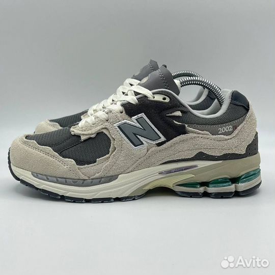 Кроссовки мужские NEW balance 2002R