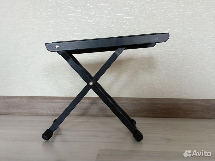 Подставка для ноги гитариста