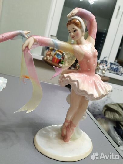 Статуэтка балерина
