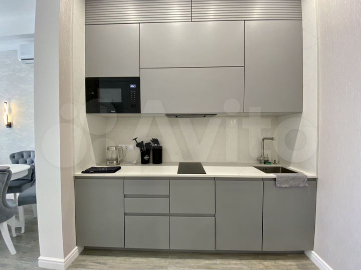 3-к. апартаменты, 84 м², 3/9 эт.