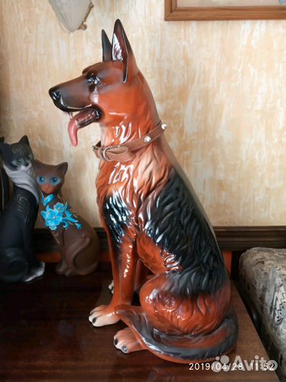 Собака, керамическика. Новая. 68 см