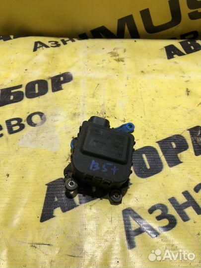 Мотор заслонки печки Volkswagen Passat B5+