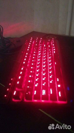 Клавиатура Corsair k63 cherry mx red