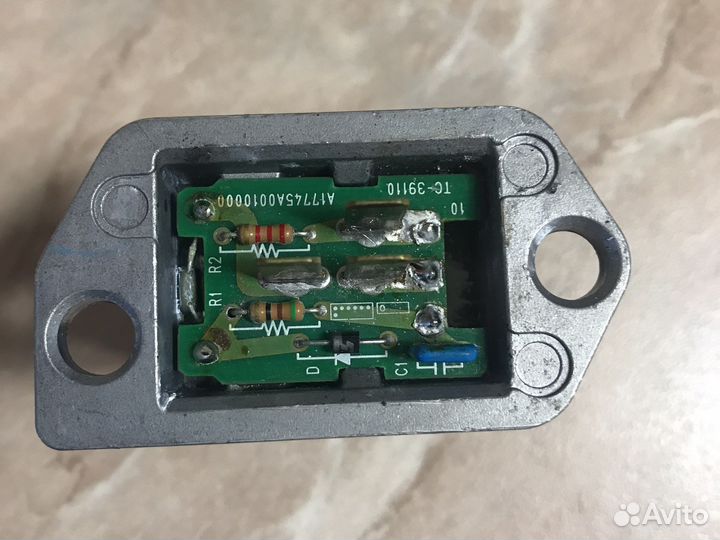 Резистор печки ниссан