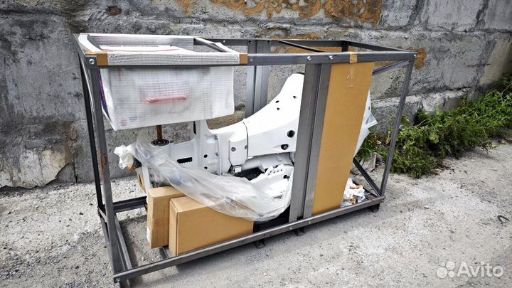 Мотор лодочный Suzuki DF60ATL белый во Владивосток