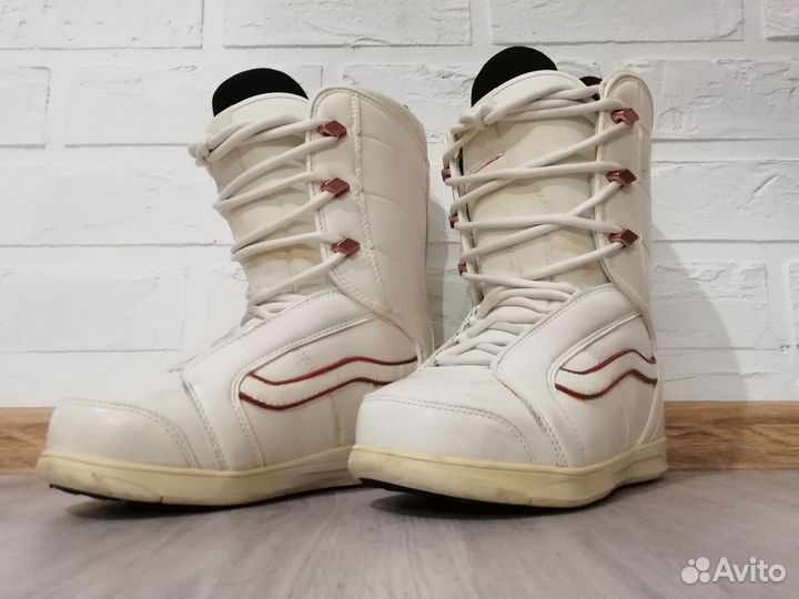 Сноубордические ботинки Vans 250мм 39р