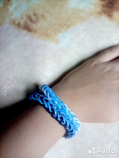 Браслеты из резинок. Ручной работы